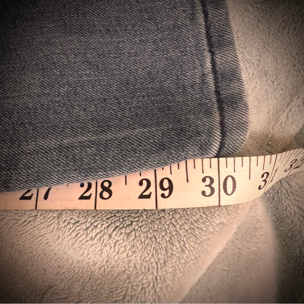 (Boys) DKNY jeans Size 16 - Picture 10 of 13